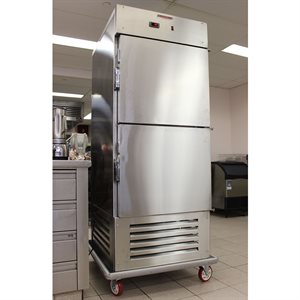 Réfrigérateur vertical (à rideau d'air)